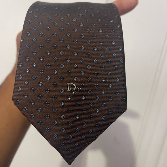Christian Dior Tie Brown with bluish spot designs Sz Os - Picture 13 of 16